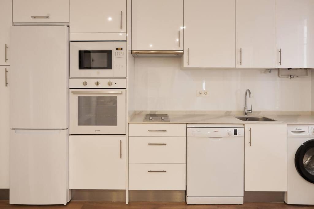 Apartamento Amplio Centro Barrio Del Oeste *