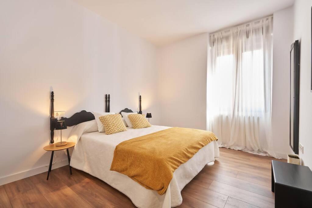 Amplio Centro Barrio Del Oeste Apartamento Salamanca